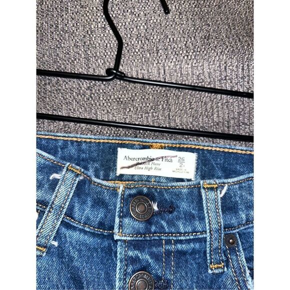 Abercrombie & Fitch Kick Flare Ultra High Rise Jeans 2R - Picture 3 of 3